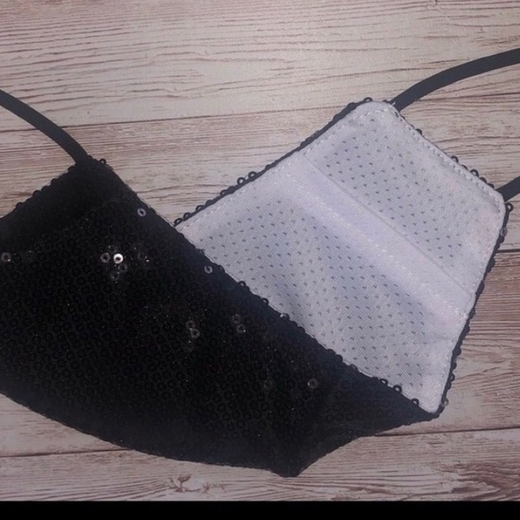 2-pcs Sequin Face Masks - Picture 15 of 16